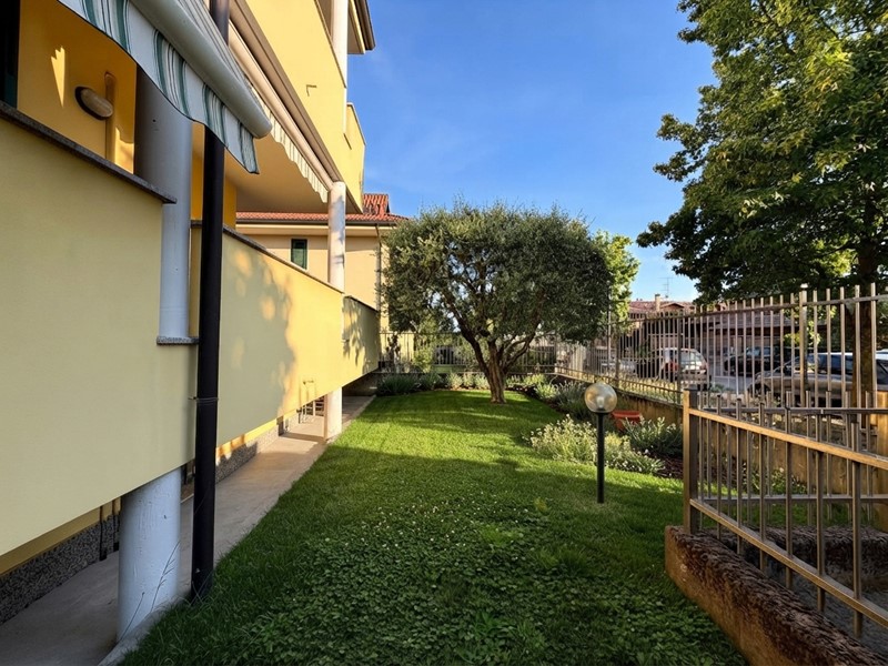 Trilocale in Vendita a Inveruno, 198'000&euro;, 95 m²