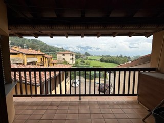 Quadrilocale in Vendita a Corte Franca, 190'000&euro;, 140 m², con Box