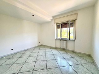 Trilocale in Affitto a Pozzuoli, 750&euro;, 90 m²