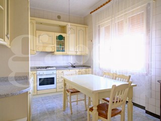 Trilocale in Vendita a Concordia Sagittaria, 150'000&euro;, 115 m², con Box