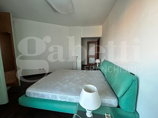 Appartamento in Vendita a Bologna, 495'000&euro;, 155 m², arredato