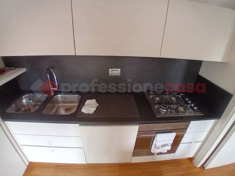 Bilocale in Affitto a Rho, 1'000&euro;, 52 m², arredato