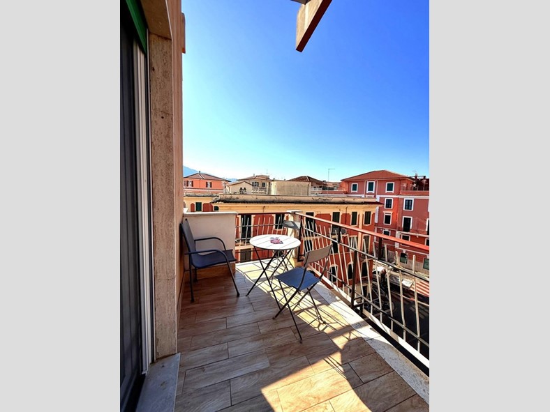 Quadrilocale in Vendita a Gaeta, 650'000&euro;, 150 m², arredato