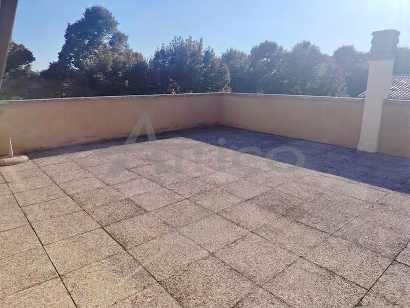 Appartamento in Vendita a Rovigo, zona Commenda Est, 180'000&euro;, 125 m², con Box