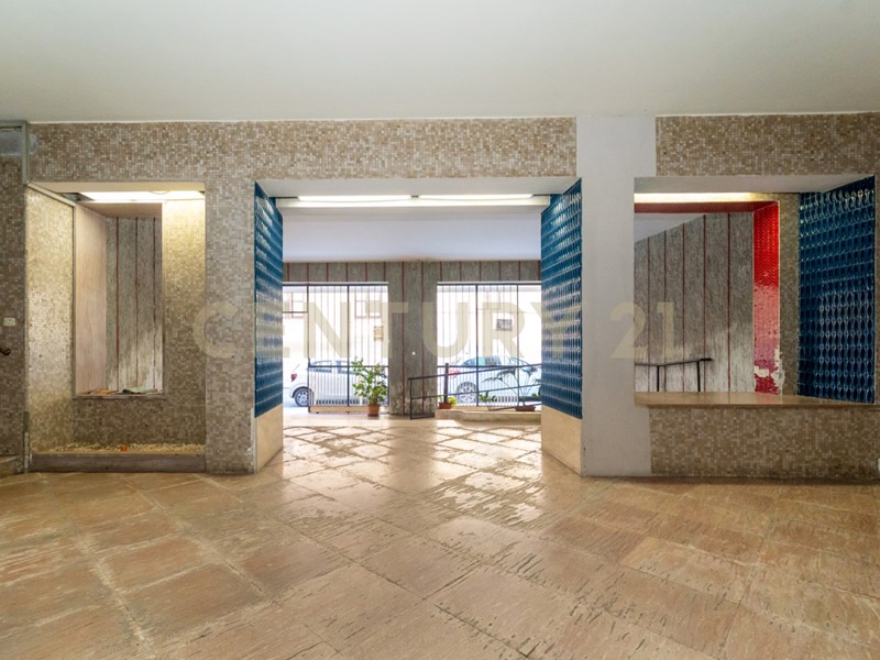 Appartamento in Vendita a Catania, 439'000&euro;, 280 m²