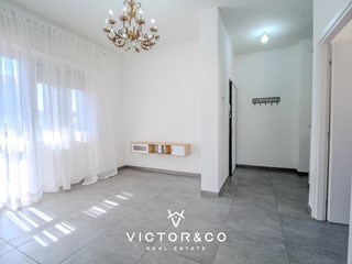 Quadrilocale in Vendita a Novara, 130'000&euro;, 85 m², arredato