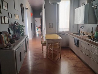 Trilocale in Vendita a Parma, 195'000&euro;, 90 m²