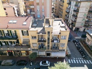 Trilocale in Vendita a Ventimiglia, zona Centro, 210'000&euro;, 72 m²
