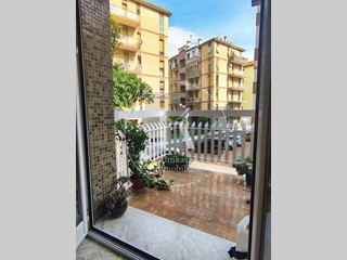 Quadrilocale in Affitto a Savona, zona Santa Rita, 650&euro;, 70 m², arredato