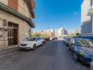 Appartamento in Vendita a Catania, 145'000&euro;, 115 m²