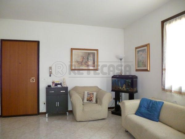 Quadrilocale in Affitto a Montebello Vicentino, 700&euro;, 90 m², arredato