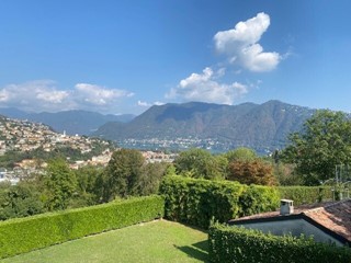 Quadrilocale in Vendita a Como, 430'000&euro;, 130 m², con Box