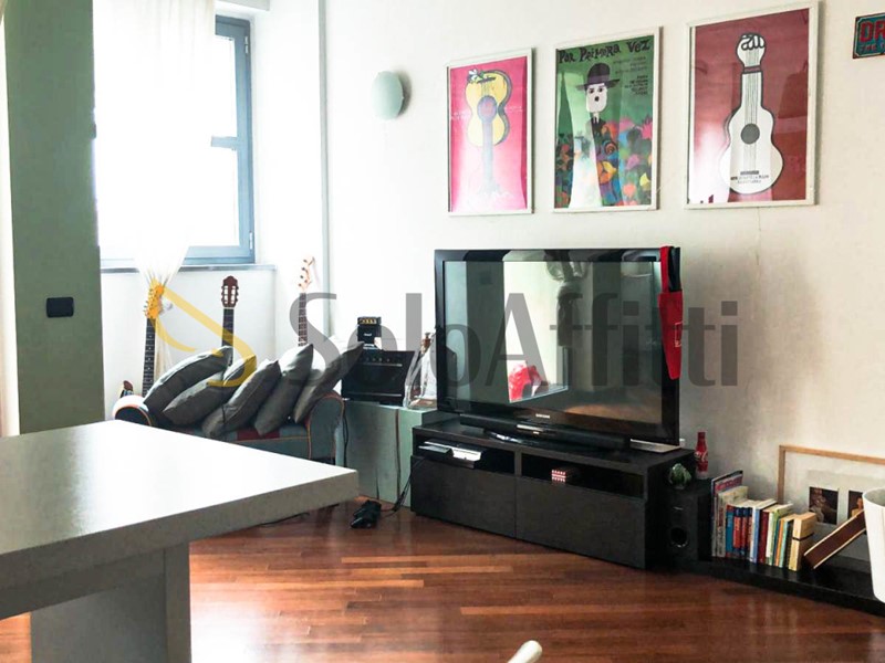Bilocale in Affitto a Milano, zona Navigli Famagosta, 1'250&euro;, 70 m², arredato