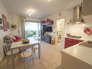 Trilocale in Vendita a Rimini, zona SAN VITO, 229'000&euro;, 77 m², con Box