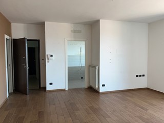Appartamento in Affitto a Anagni, 650&euro;, 106 m², con Box