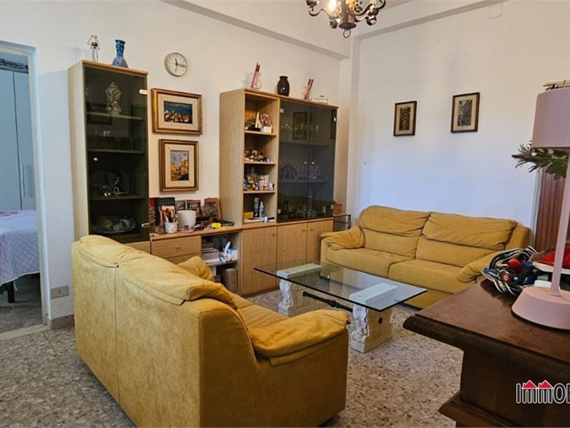 Trilocale in Vendita a Colle di Val D'Elsa, 115'000&euro;, 60 m²