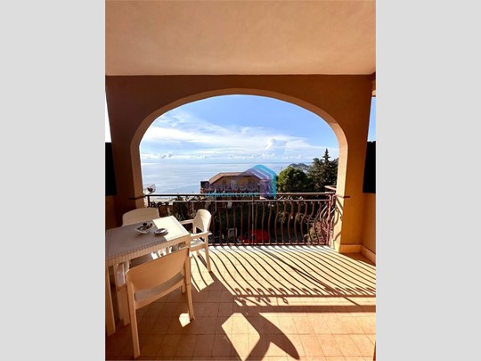 Trilocale in Vendita a Letojanni, 110'000&euro;, 60 m²