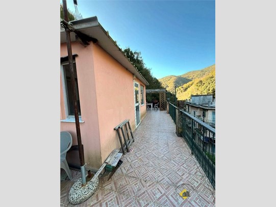 Appartamento in Vendita a Genova, 30'746&euro;, 113 m²