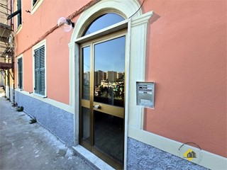 Quadrilocale in Vendita a Genova, 32'659&euro;, 65 m²