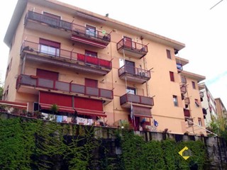 Appartamento in Vendita a Genova, 47'775&euro;, 96 m²