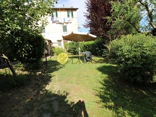 Trilocale in Vendita a Figline e Incisa Valdarno, zona La Massa, 150'000&euro;, 60 m²