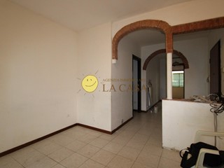 Quadrilocale in Vendita a Figline e Incisa Valdarno, zona Matassino, 130'000&euro;, 60 m², con Box