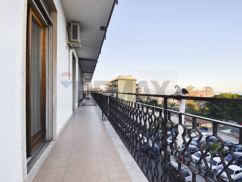 Appartamento in Vendita a Giarre, 139'000&euro;, 179 m²