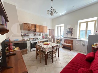 Trilocale in Vendita a Grisolia, 50'000&euro;, 90 m², arredato