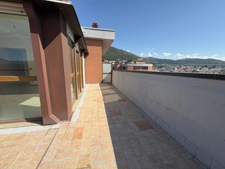 Trilocale in Vendita a L'Aquila, 140'000&euro;, 93 m²