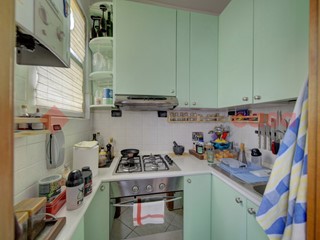 Bilocale in Vendita a Torino, 109'000&euro;, 50 m²