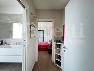 Quadrilocale in Vendita a Bari, 140 m², arredato