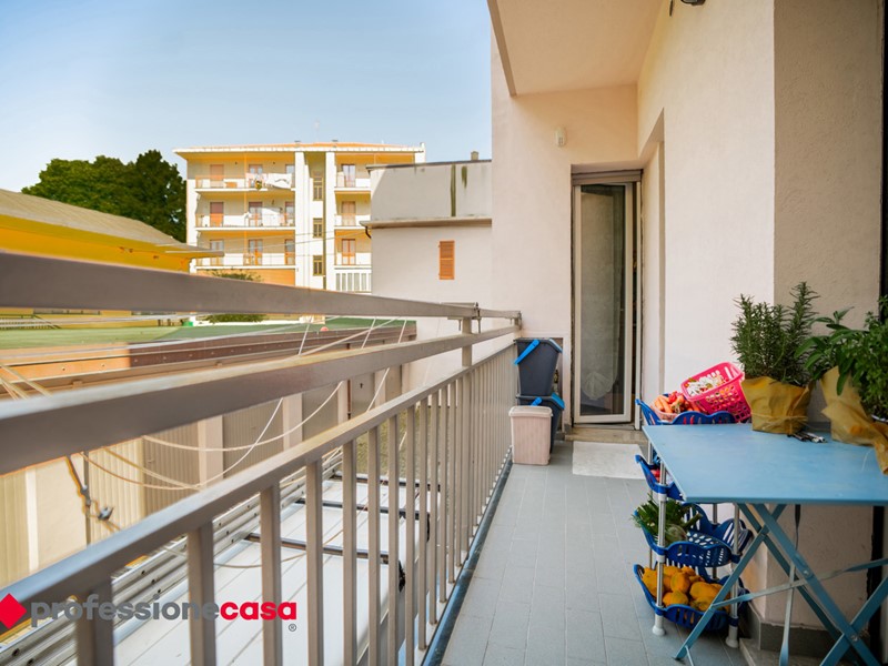 Quadrilocale in Vendita a Pinerolo, 159'000&euro;, 105 m², con Box
