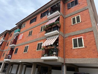 Quadrilocale in Vendita a Taranto, 129'000&euro;, 114 m²
