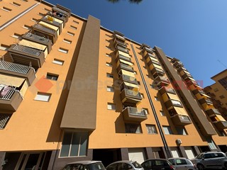 Quadrilocale in Vendita a Taranto, 135'000&euro;, 115 m²