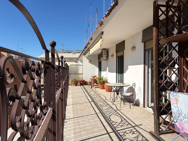 Trilocale in Vendita a Roma, 415'000&euro;, 84 m²