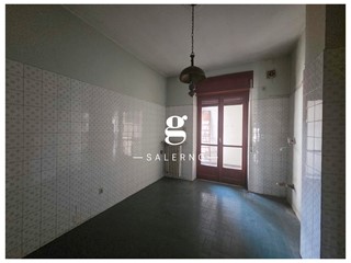 Trilocale in Vendita a Salerno, 295'000&euro;, 110 m²