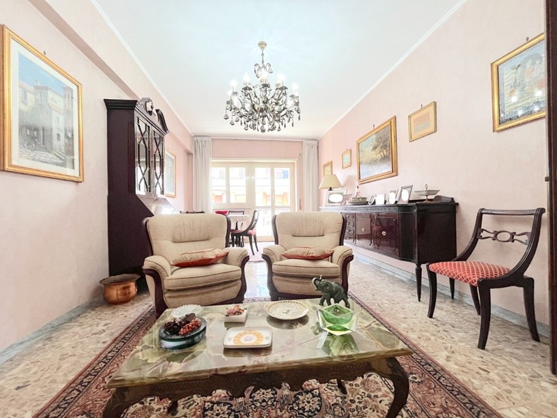 Trilocale in Vendita a Roma, zona Prenestino, 265'000&euro;, 85 m²