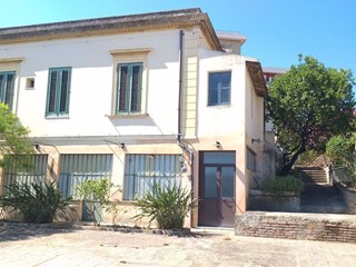 Appartamento in Vendita a Messina, 630'000&euro;, 1350 m²