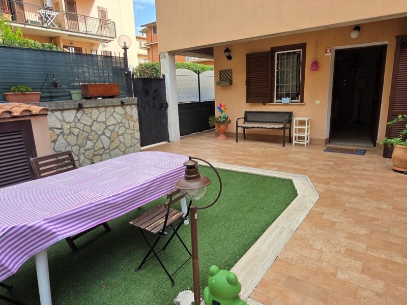 Quadrilocale in Vendita a Rignano Flaminio, 130'000&euro;, 75 m²