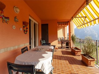 Quadrilocale in Vendita a Abbadia Lariana, 298'000&euro;, 154 m²