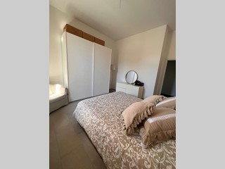 Trilocale in Affitto a Empoli, 1'100&euro;, 80 m², arredato