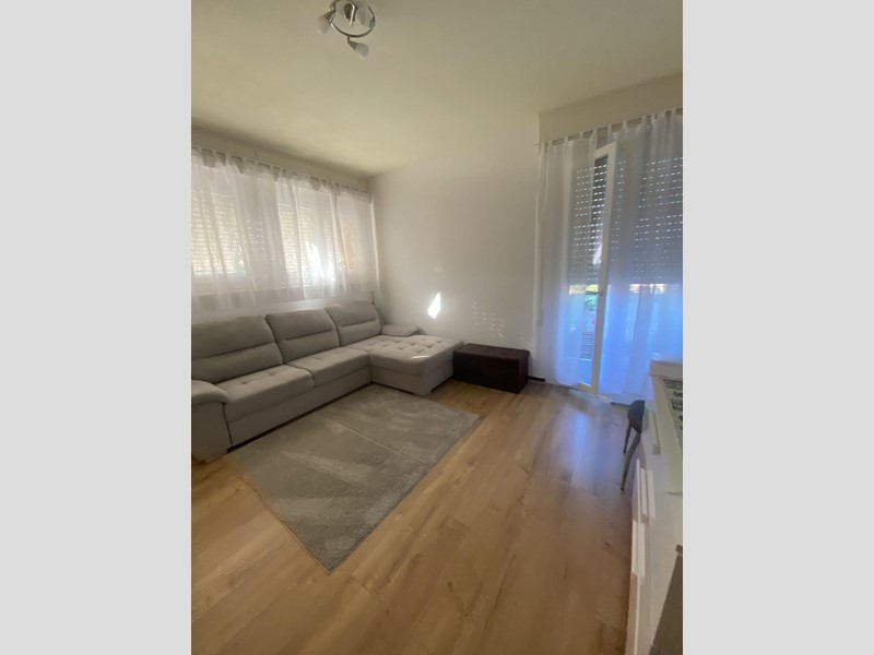 Bilocale in Vendita a Vezzano Ligure, zona Prati, 108'000&euro;, 43 m²
