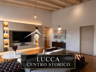 Appartamento in Vendita a Lucca, 1'350'000&euro;, 300 m²