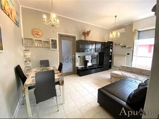 Quadrilocale in Vendita a Carrara, zona Marina di Carrara, 170'000&euro;, 65 m², arredato