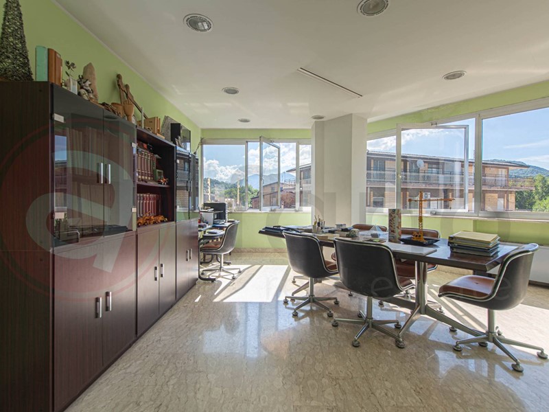 Appartamento in Vendita a Atina, 110'000&euro;, 174 m²