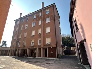 Trilocale in Vendita a Usmate Velate, 89'000&euro;, 75 m²