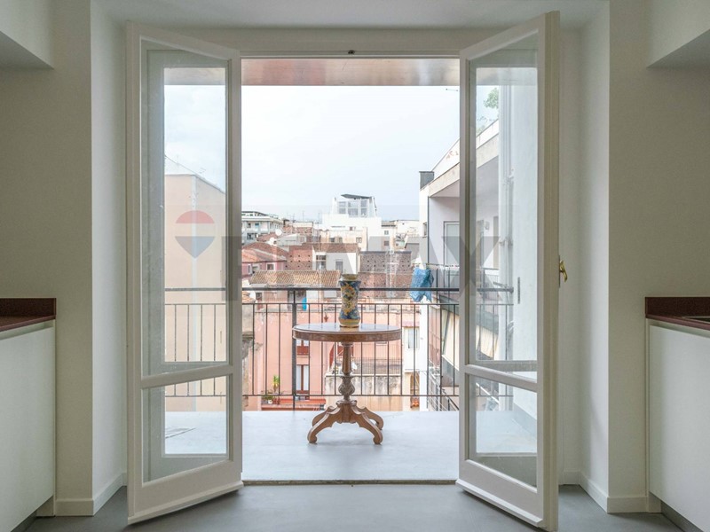 Quadrilocale in Affitto a Catania, 1'400&euro;, 110 m²
