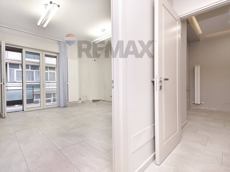 Quadrilocale in Affitto a Catania, 800&euro;, 120 m²