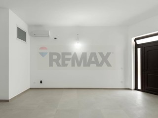 Monolocale in Vendita a Siracusa, 65'000&euro;, 50 m²