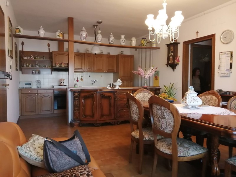 Trilocale in Vendita a Casciana Terme Lari, 120'000&euro;, 90 m²